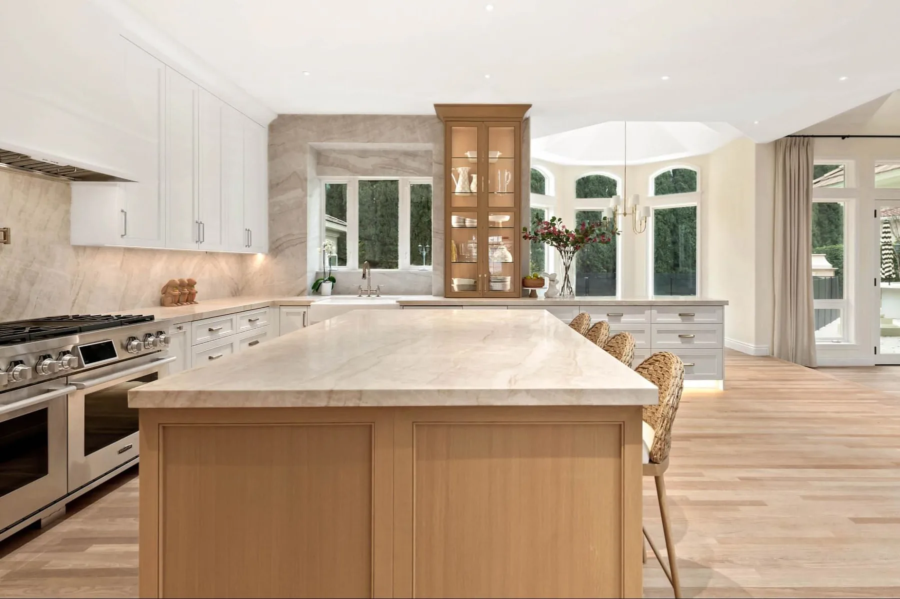 Custom cabinets in The Ridges, Las Vegas by Peterson Cabinet Works kitchen