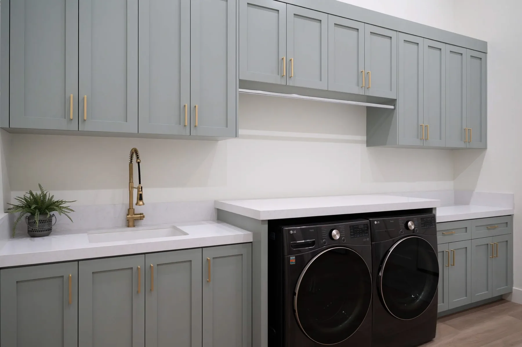 Custom cabinets in Billionaires Row, Las Vegas by Peterson Cabinet Works kitchen