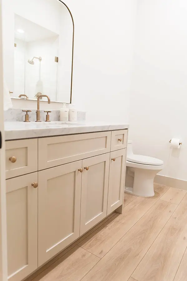 bathrooms Custom shaker vanity2