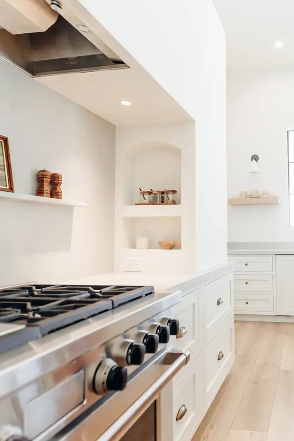 custom hood kitchen Custom hood suround niche 2
