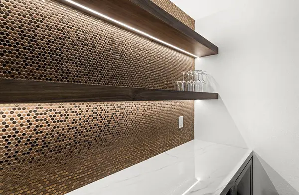 Duneville Floating shelves LED lighting