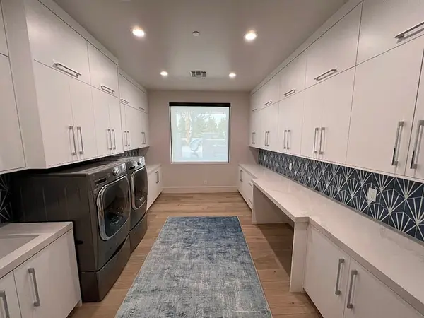 Hammer Custom frameless kitchen