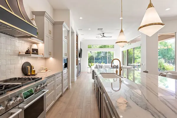 Isleworth custom kitchen cabinets (2)