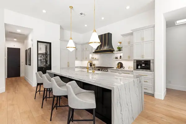 Isleworth Custom Island Isleworth Custom Island