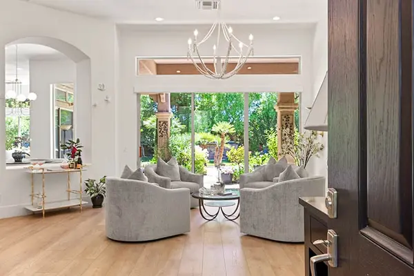 Isleworth Personalized luxury cabinet styles gallery
