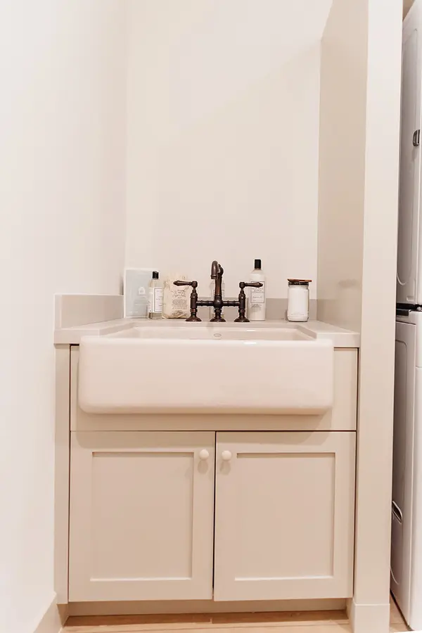 Kevin Way custom cabinet bathroom 2