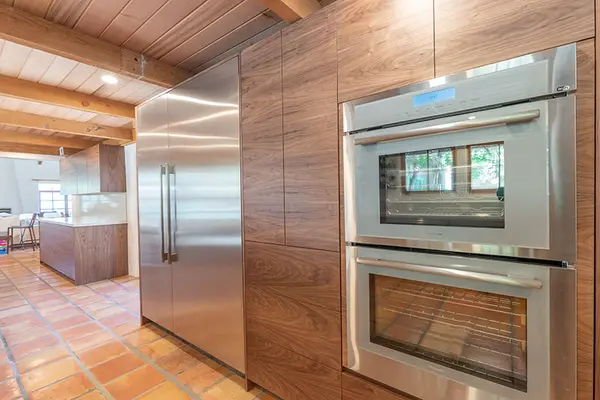 Peterson Cabinet Works Kitchen13