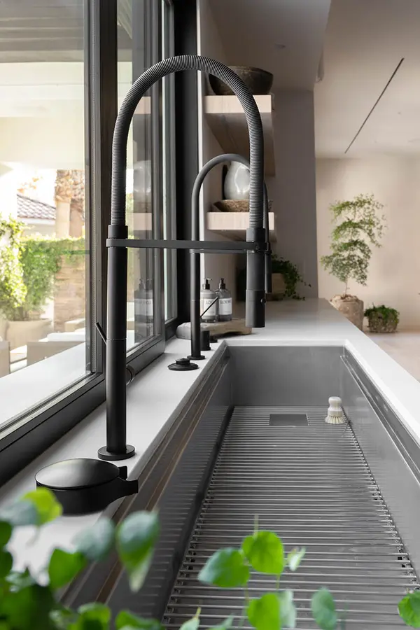 Night Owl Luxury cabinet design trends