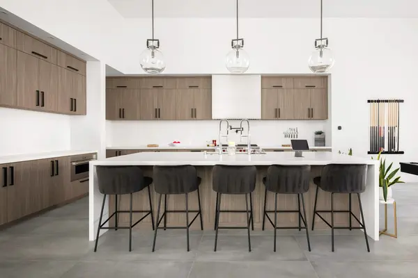 The Olympia custom cabinetry by Peterson Cabinet Works, photo 29