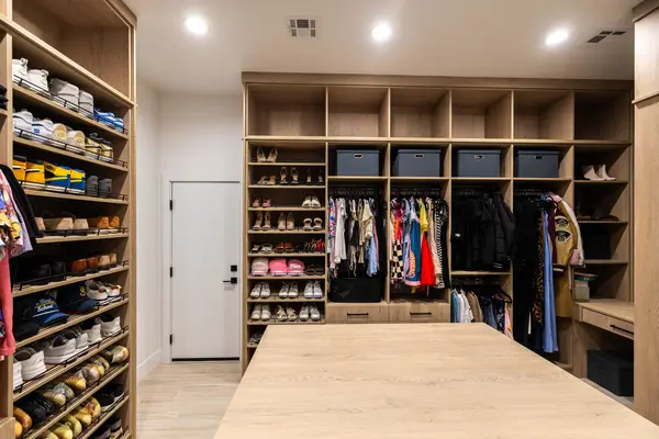 peterson closet works custom closet design