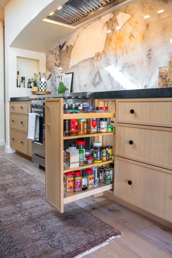 Peterson Cabinet Works Professional Cabinet Installation Las Vegas