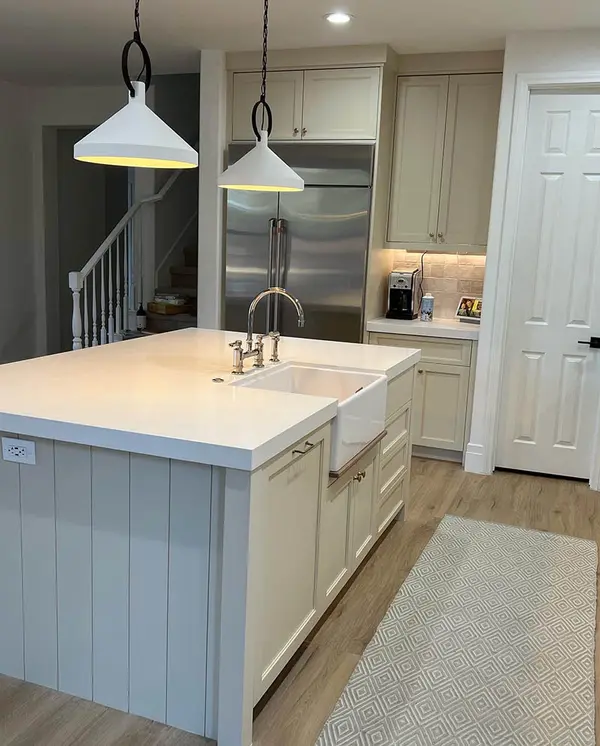 Proud Eagle shiplap island custom kitchen glass cabinets custom hood 3