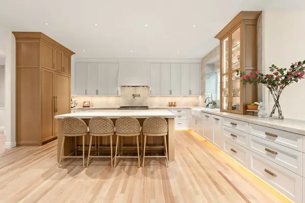 The Eagle custom cabinetry by Peterson Cabinet Works, photo 2
