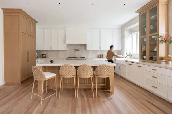 The Eagle custom cabinetry by Peterson Cabinet Works, photo 5