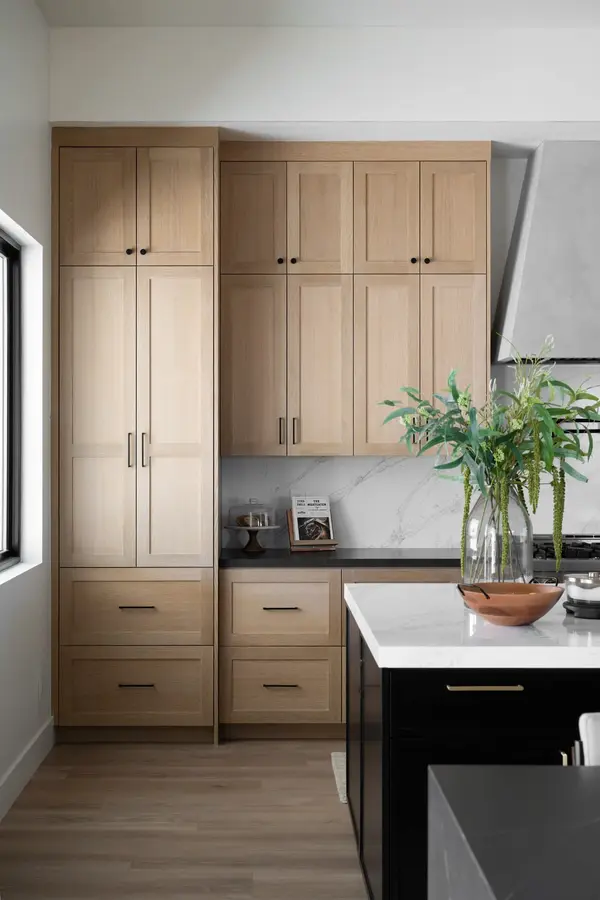 The Helena custom cabinetry by Peterson Cabinet Works, photo 10
