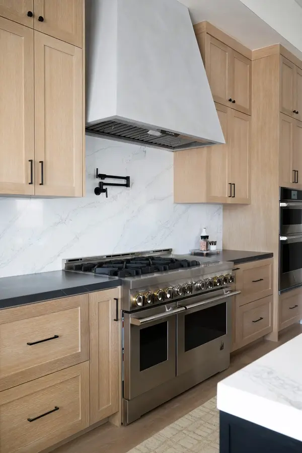 The Helena custom cabinetry by Peterson Cabinet Works, photo 13