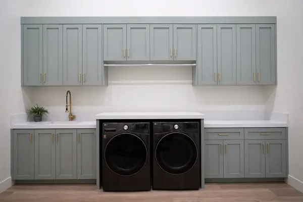 The Helena custom cabinetry by Peterson Cabinet Works, photo 15