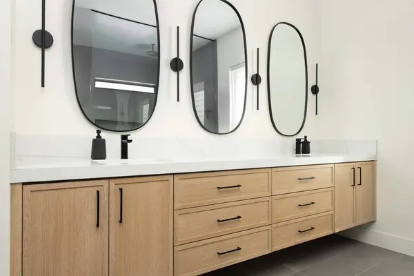The Helena custom cabinetry by Peterson Cabinet Works, photo 8