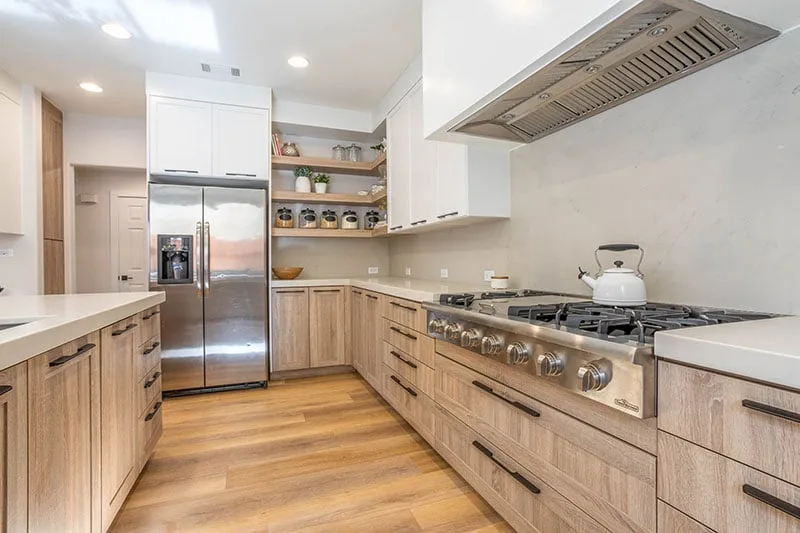 Kitchen Cabinets by Peterson Cabinet Works, custom cabinets Las Vegas craftsmanship