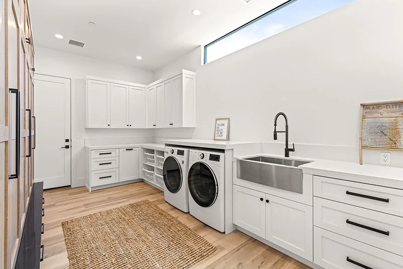 Laundry Rooms by Peterson Cabinet Works, custom cabinets Las Vegas example
